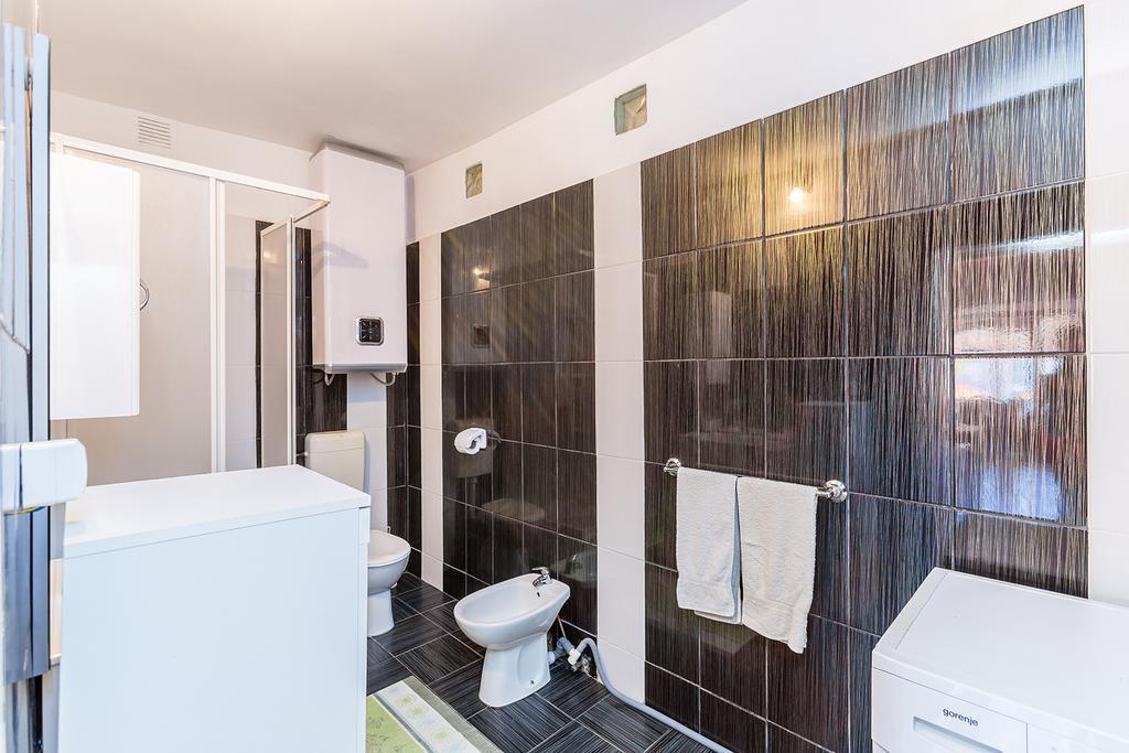 Villa Zara Лижнян Экстерьер фото