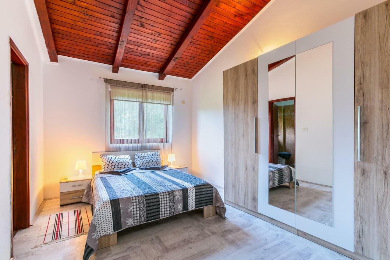 Villa Zara Лижнян Экстерьер фото