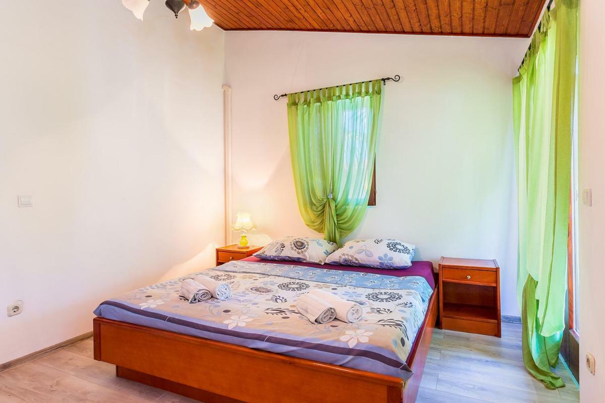 Villa Zara Лижнян Экстерьер фото