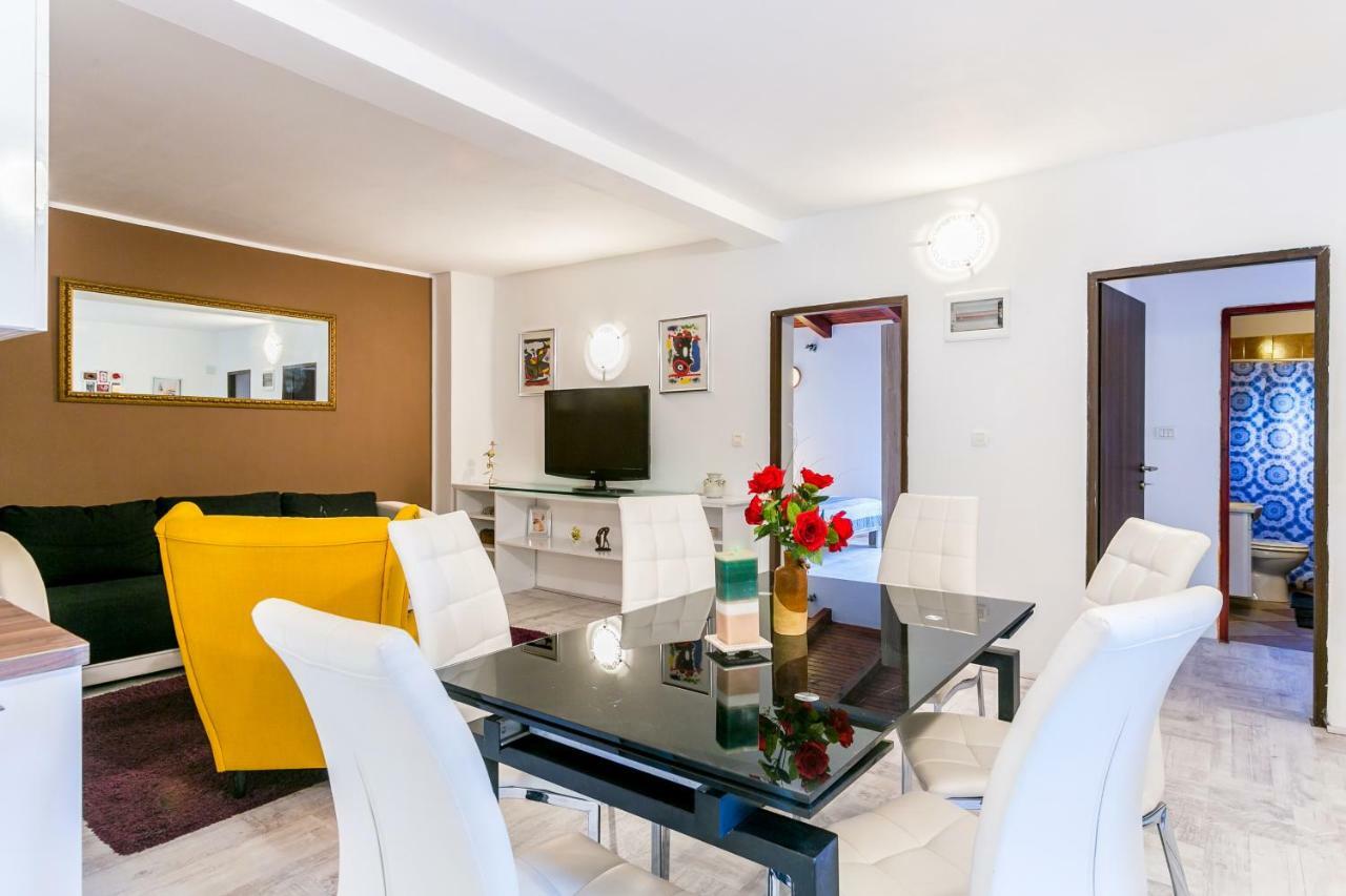 Villa Zara Лижнян Экстерьер фото